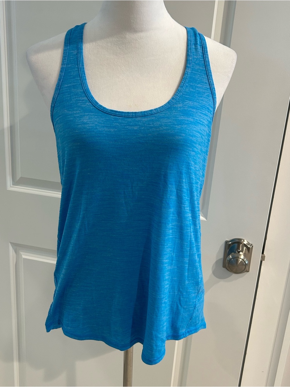 lululemon Salute the Sun Singlet II in Heathered Lakeside Blue, Sz M/8